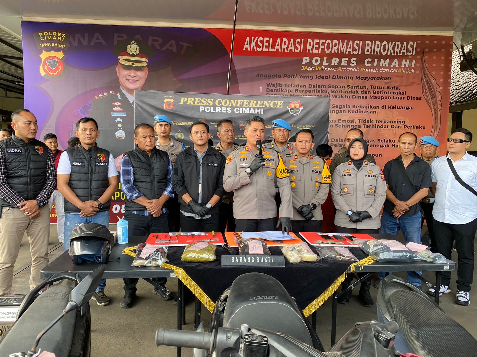 Polres Cimahi mengungkap kasus curanmor (foto: Polres Cimahi)