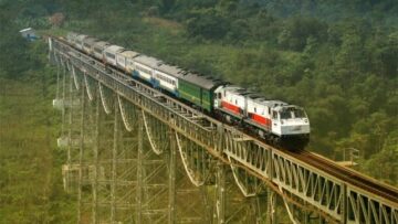 Jembatan Cikubang (foto: Portal Informasi Indonesia)